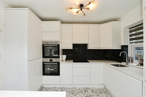 4 bedroom detached house for sale, Three Mile Lane, NORWICH