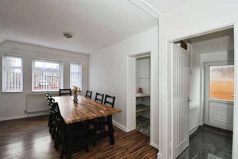 3 bedroom semi-detached house for sale, Thornton Avenue, Scunthorpe