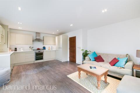 3 bedroom flat for sale, West Hill, South Croydon