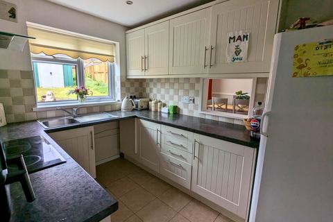 3 bedroom semi-detached house for sale, Heol Y Fedwen, Tonteg, Pontypridd