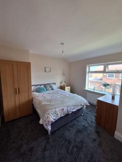1 bedroom in a house share to rent, Room 2
