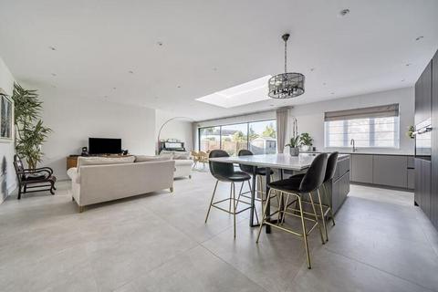 5 bedroom detached house for sale, New Barnet, Barnet EN5