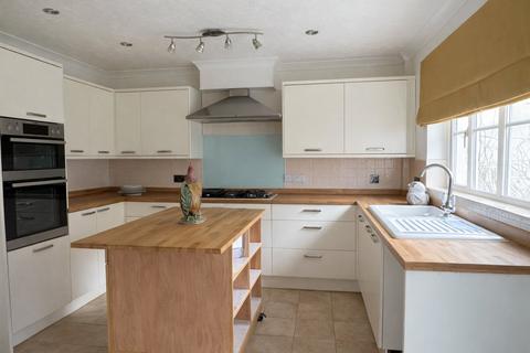 4 bedroom detached house for sale, Sycamore Close, Bodmin, Cornwall, PL31