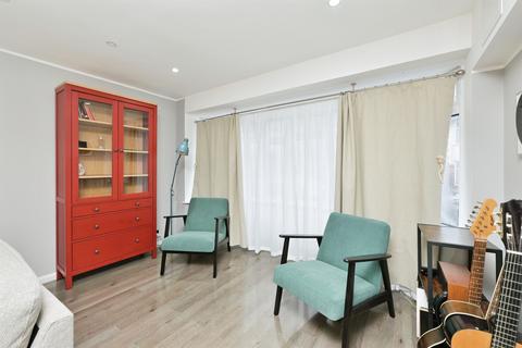 2 bedroom apartment for sale, Clarence Avenue, Northampton