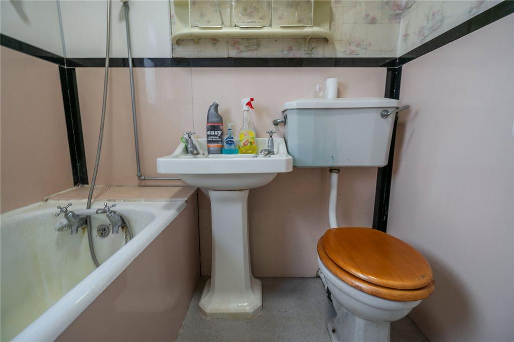 Bathroom (2)