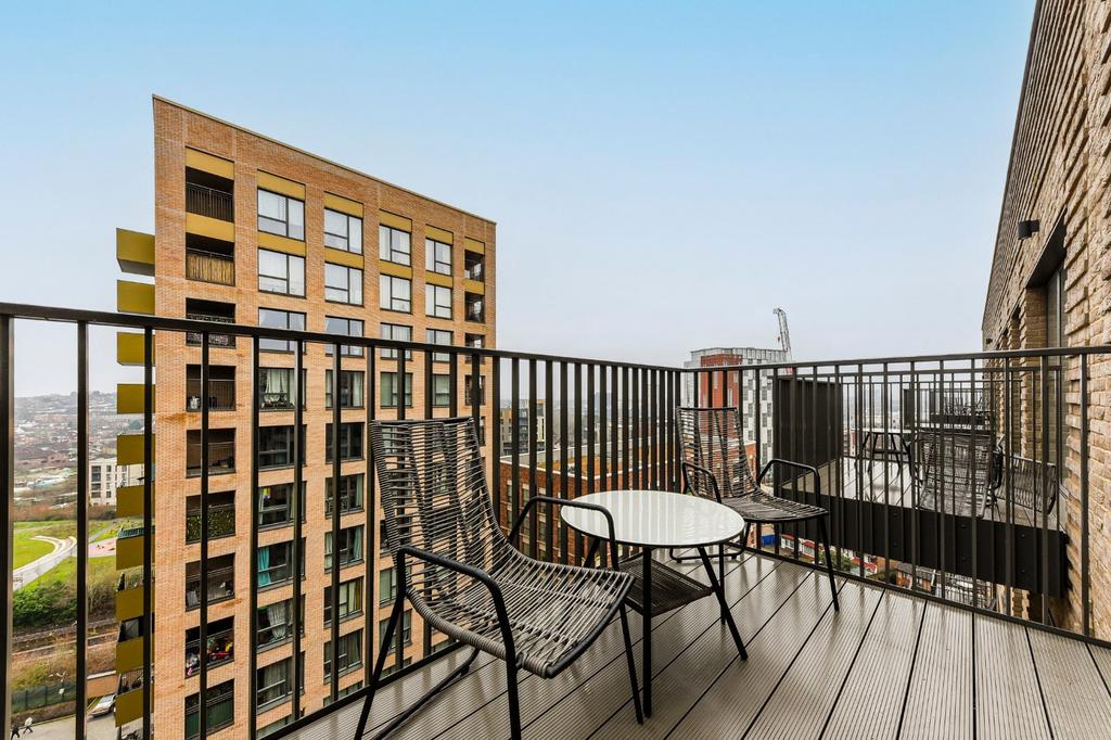 Balcony Example