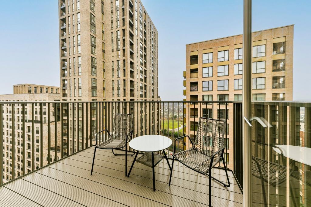 Balcony Example