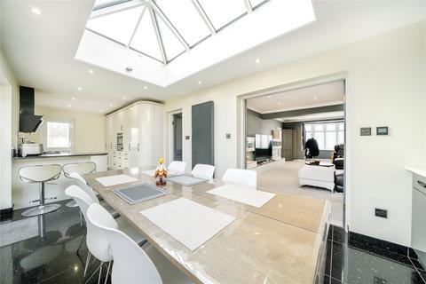 undefined, Preston Drive, London, E11