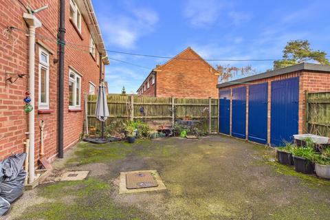 undefined, Williamson Close