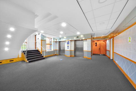 Office to rent, Greenmarket Dundee DD1 4QB