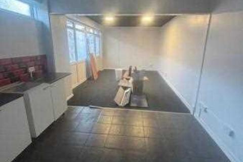 Retail property (high street) to rent, 2A Alexandra Road Scunthorpe DN16 2SF