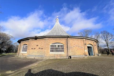 Retail property (high street) for sale, 64 Greenhill London SE18 4BW