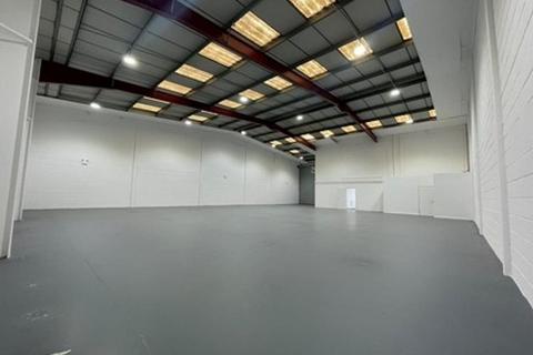 Warehouse to rent, Kendal Ave London W3 0RU