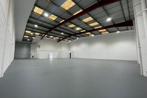 Warehouse to rent, Kendal Ave London W3 0RU