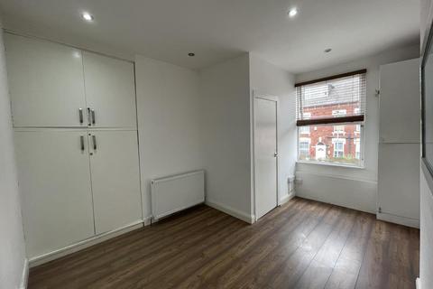 Office to rent, 1 Lascelles Rd W Leeds LS8 5PL