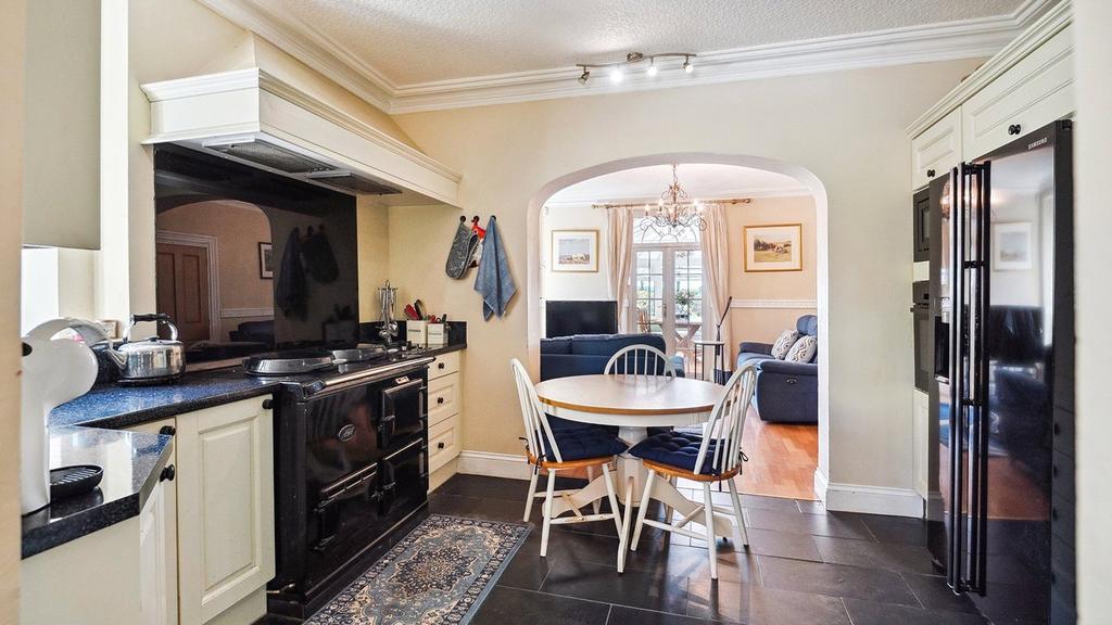Kitchen Diner