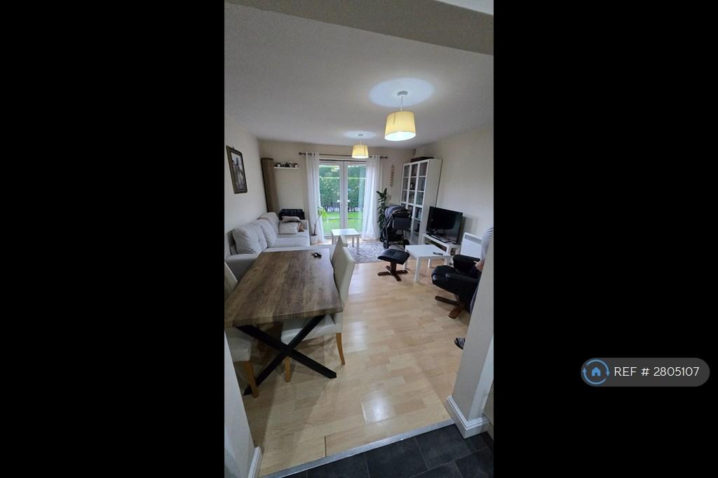 Living Room - Comes Unfurnished
