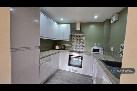 undefined, Shadwell Lane, Leeds, LS17