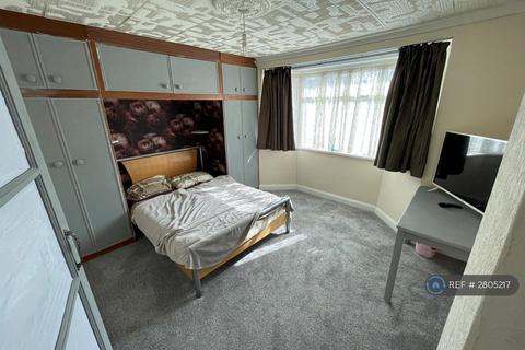 undefined, Denison Road, Feltham, TW13