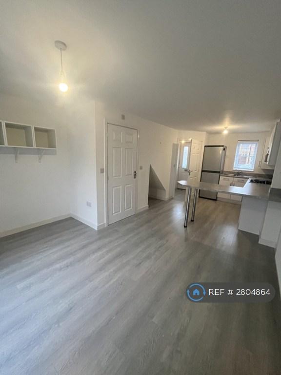 Living/Kitchen