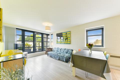 2 bedroom flat to rent, Clapham Park Road, SW4