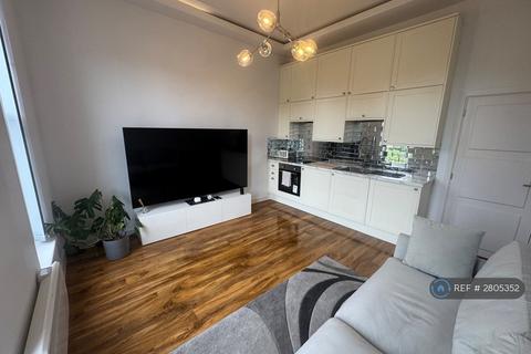 2 bedroom flat to rent, Laton Road, Hastings, TN34