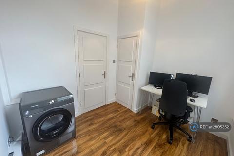 2 bedroom flat to rent, Laton Road, Hastings, TN34