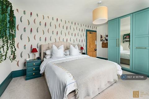 3 bedroom maisonette to rent, St Georges Road, Brighton, BN2