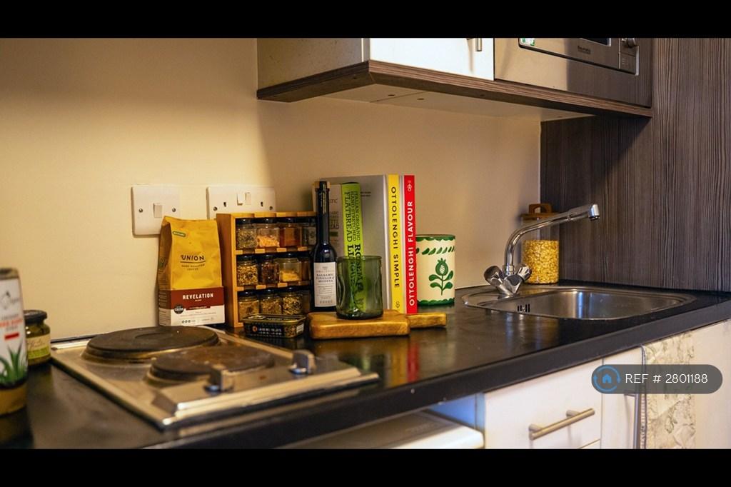 Kitchenette