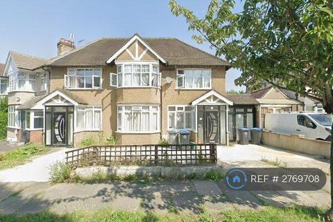 5 bedroom semi-detached house to rent, Logan Road, Wembley, HA9