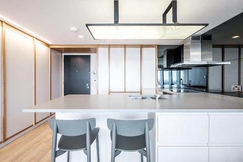 1 bedroom apartment to rent, Manhattan Loft, International Way, Stratford, E20