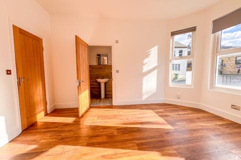 undefined, Heavitree Road, Plumstead, London, SE18 1SU