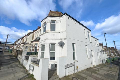 undefined, Heavitree Road, Plumstead, London, SE18 1SU