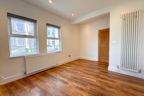 undefined, Heavitree Road, Plumstead, London, SE18 1SU