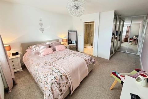 4 bedroom detached house for sale, Barton Lane, Doncaster DN3