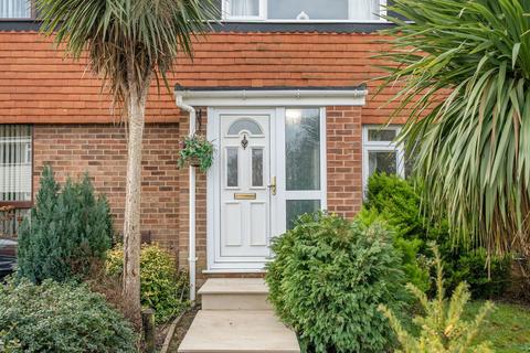 3 bedroom semi-detached house for sale, Silverspot Close, Gillingham ME8