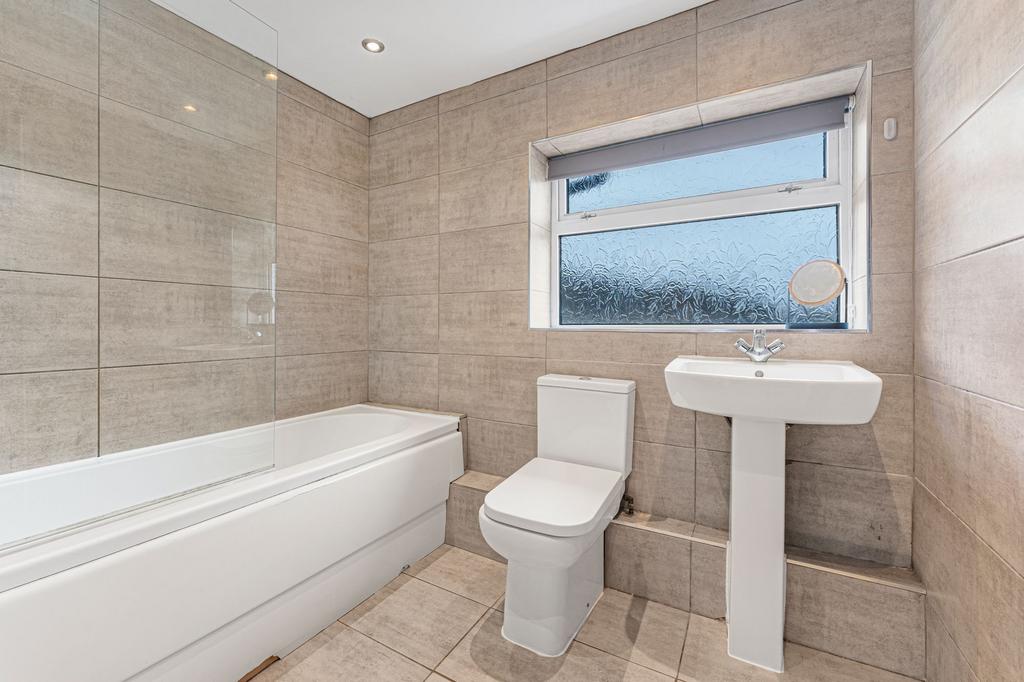 Modern Bathroom
