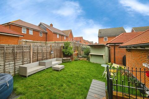 4 bedroom semi-detached house for sale, Russett Lane, Faversham