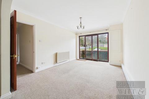 2 bedroom flat for sale, De La Warr Road, Bexhill