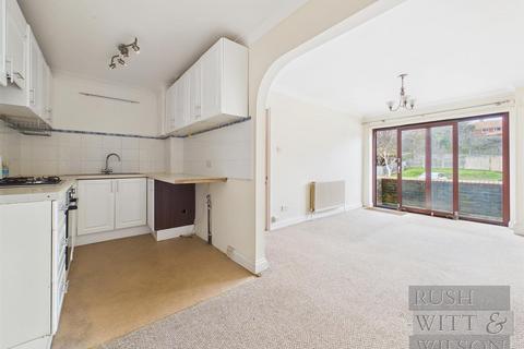 2 bedroom flat for sale, De La Warr Road, Bexhill