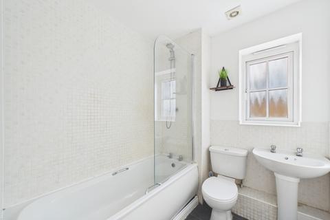 undefined, Magnon Court, Leighton Buzzard, LU7