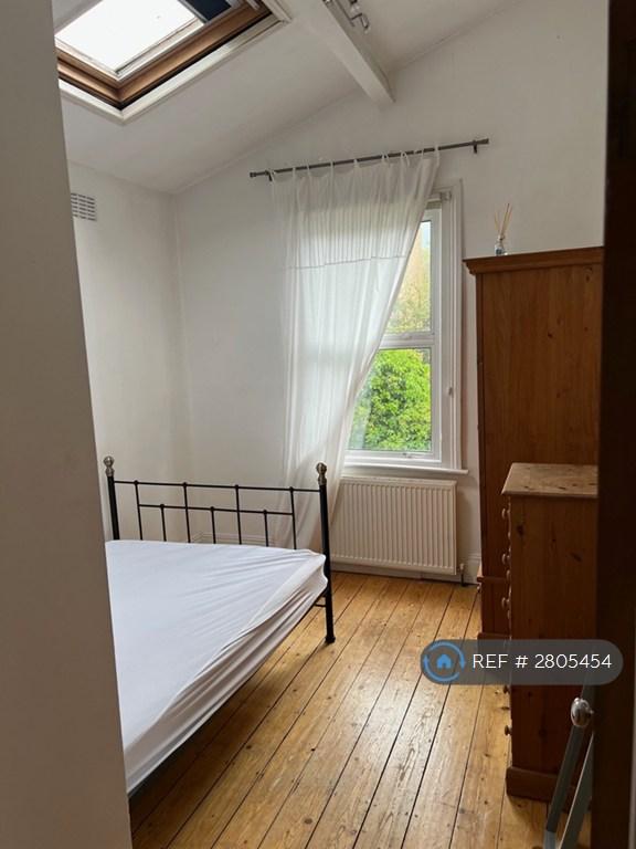 Rear Bedroom