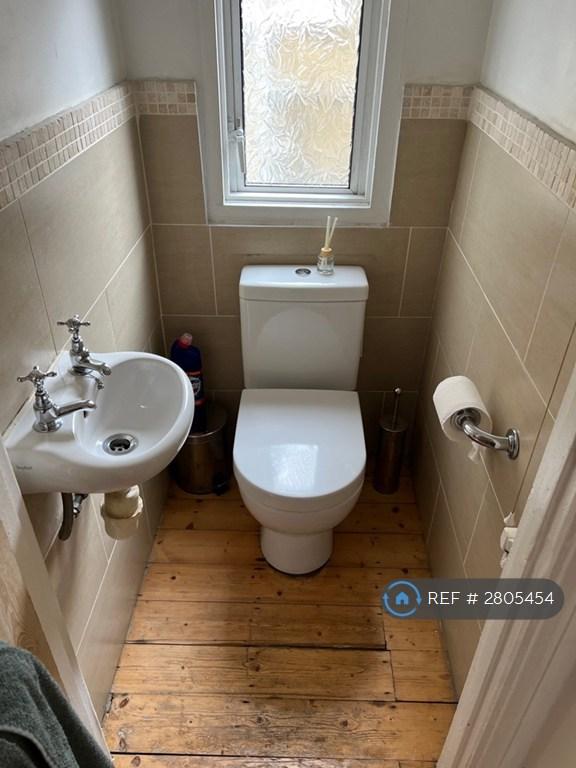 Separate Upstairs Loo