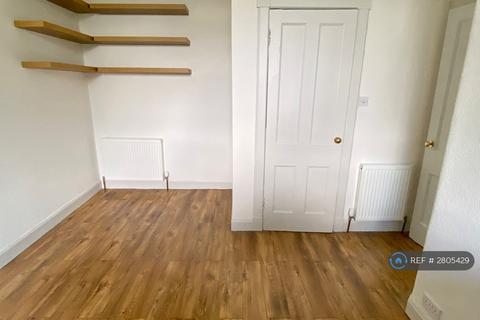 undefined, Murieston Place, Edinburgh, EH11