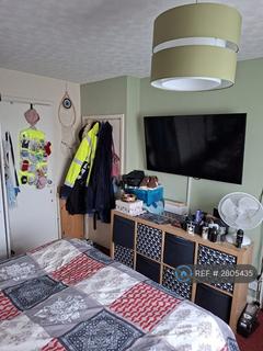 undefined, Northfield Road, Hounslow, TW5