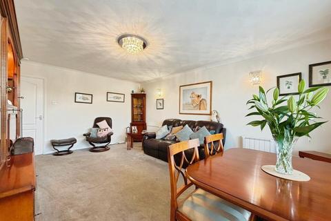 2 bedroom chalet for sale, Hogben Close, Lyminge