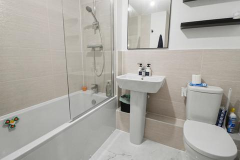 3 bedroom semi-detached house for sale, Troon Road, Southampton SO32