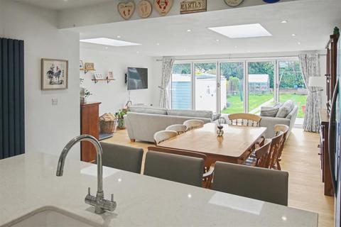 undefined, WARENNE ROAD, FETCHAM, KT22