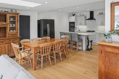 undefined, WARENNE ROAD, FETCHAM, KT22