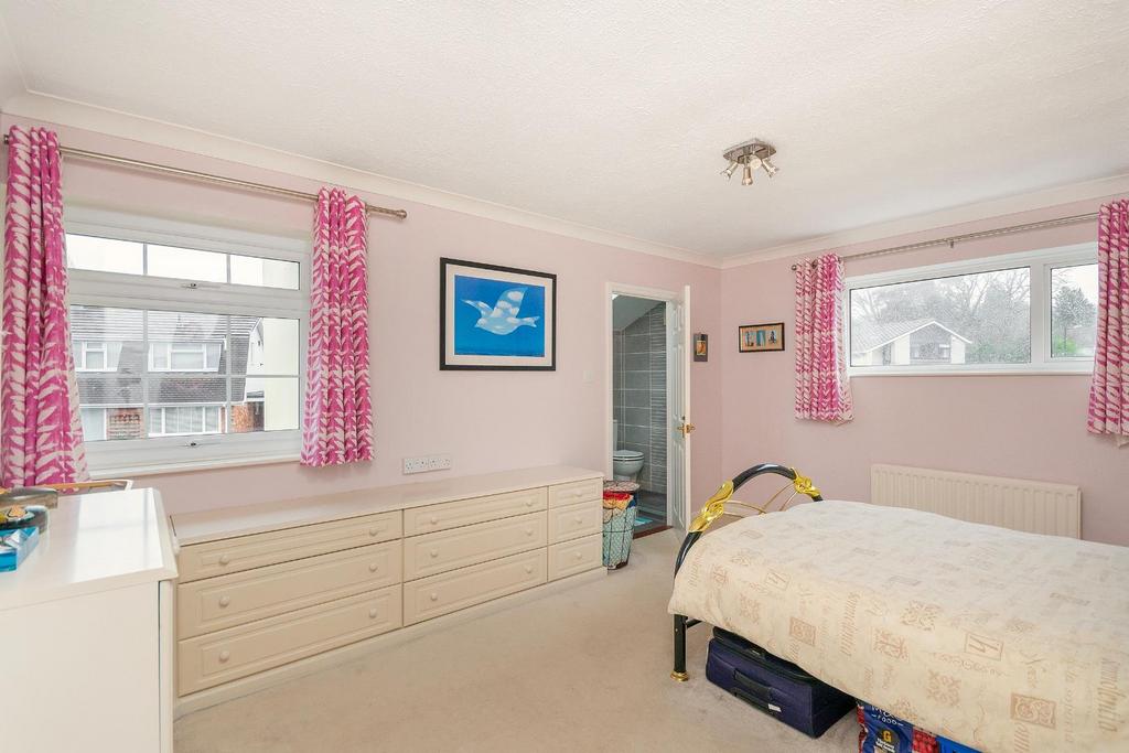 1 L7 ACCD - Bedroom L.jpg